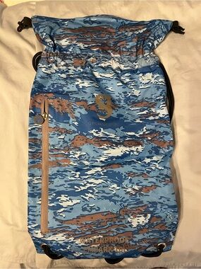 GeckoBrands Blue Camo Waterproof Drawstring Backpack 10L